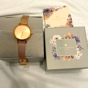 New Unique Olivia Burton Watch Rose Gold Roman Numerals on solid face Rare band!